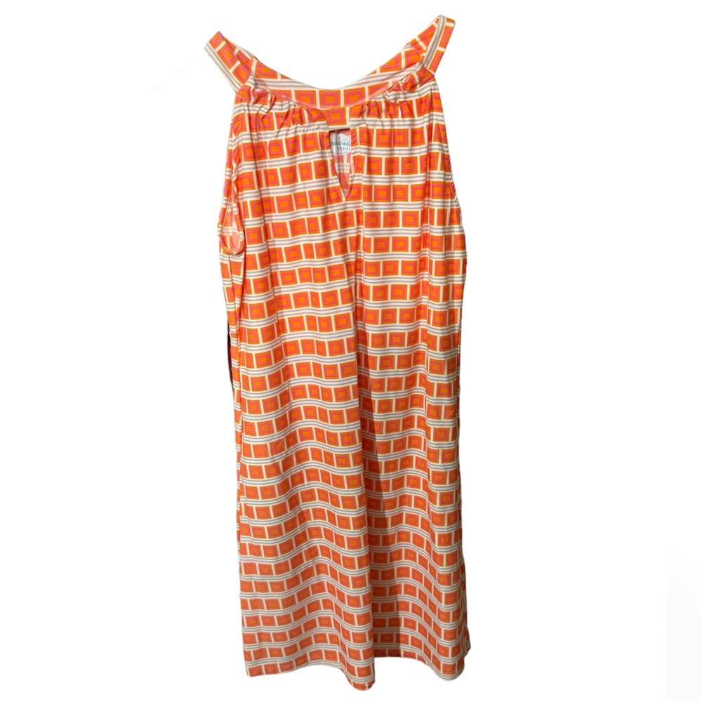 Southwind apparel size Small. 70 theme rectangle pattern teardrop neckline